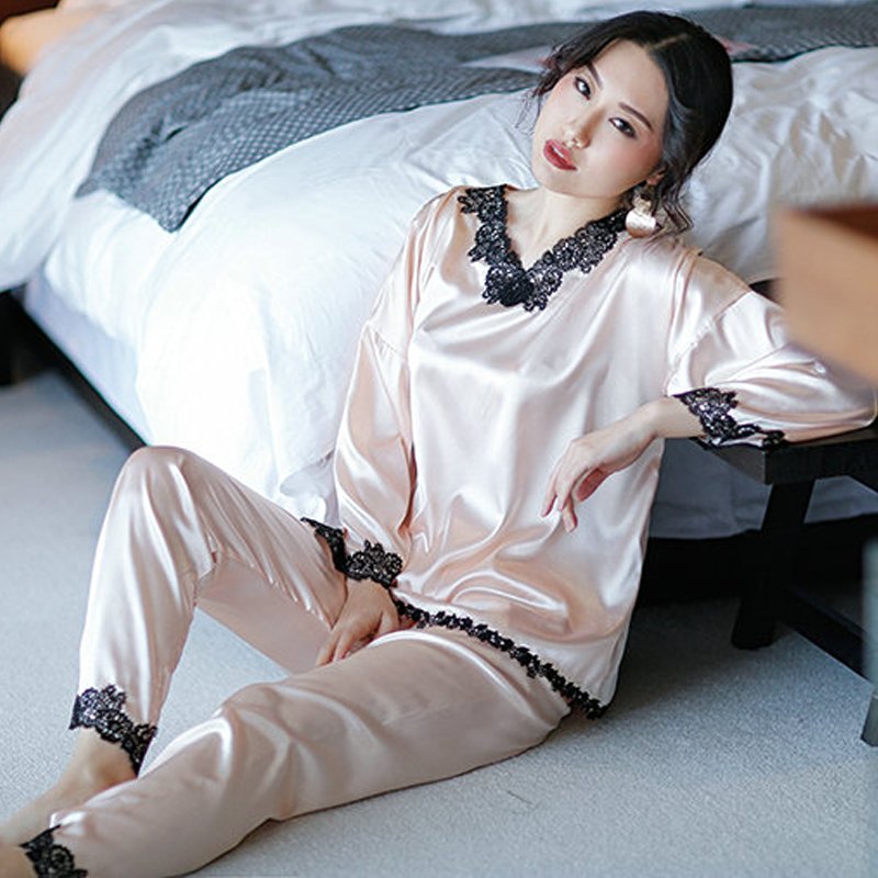 这几款睡衣真是居家必备啊，舒适清凉还迷人，在家也要打扮成女神