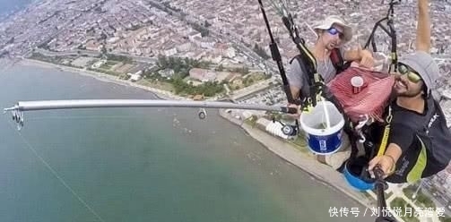 【男子】男子玩高空钓鱼,高度升到150米,结局真的钓上了4条鱼