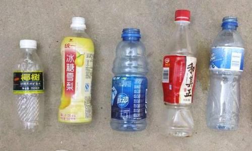 「设计」饮料瓶底部设计成凹槽,除了少装些饮料还有这些作用