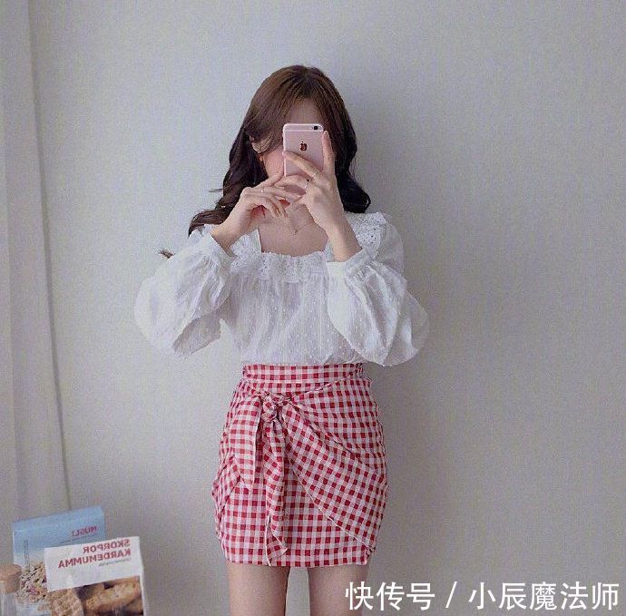  『女人』姐妹们，偶尔尝试一下这种小女人的风格，不仅温柔有度，还贼拉风