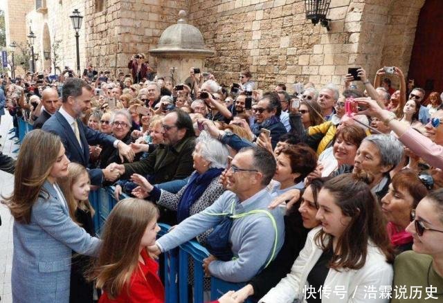 储太美了!以为气质出众,却意外败给了主修课程