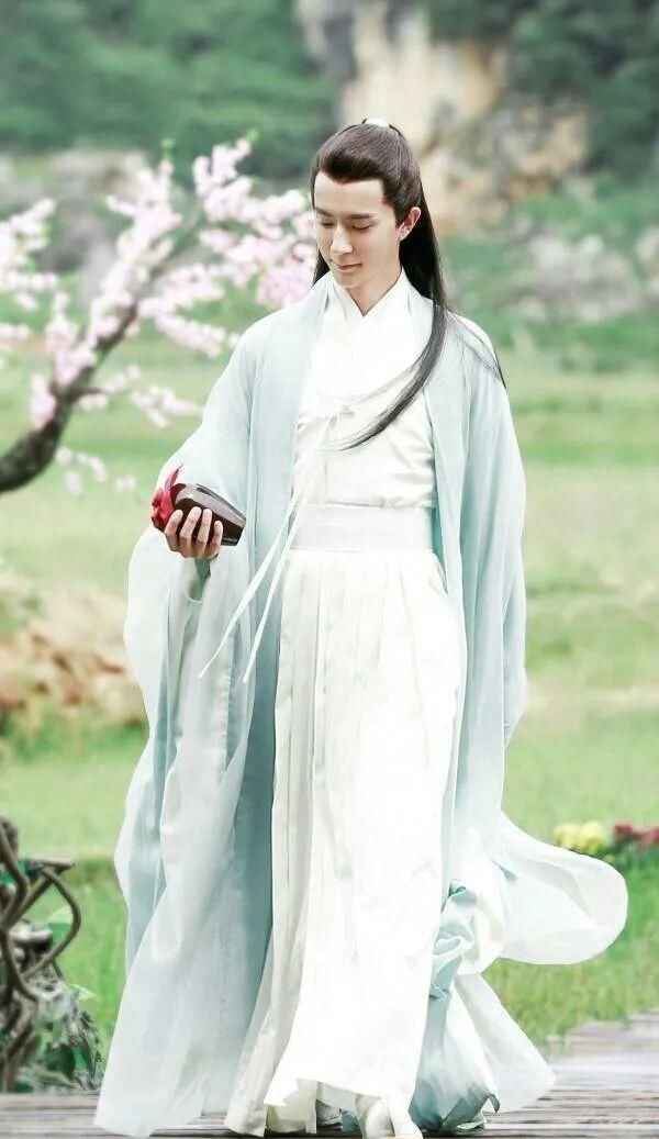 充足：于朦胧：我觉得红，但我都沒有充足工作能力赢来“大爆”