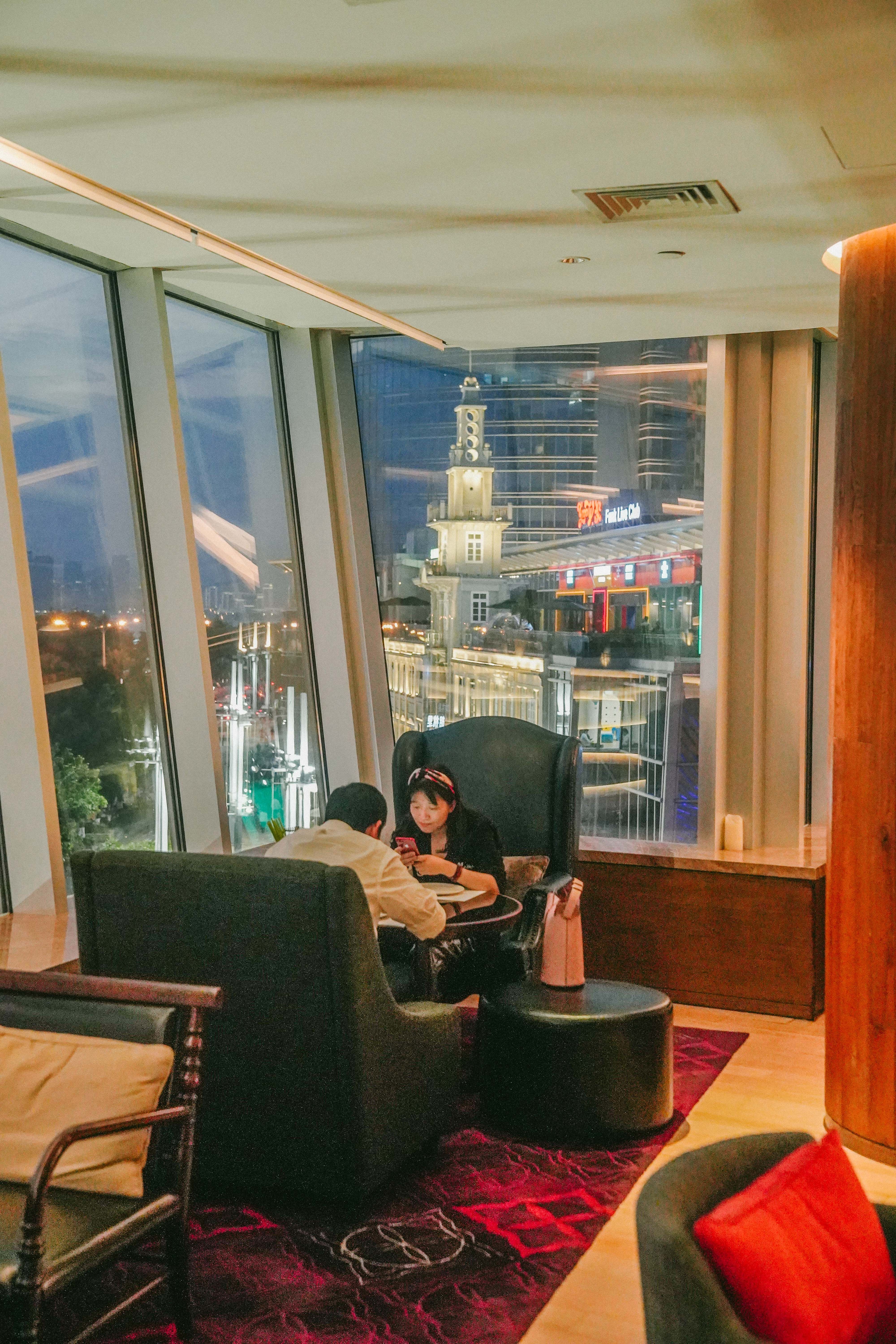  【沃尔沃X旅行家】全厦门最潮英迪格酒店，带你发现厦门另一面