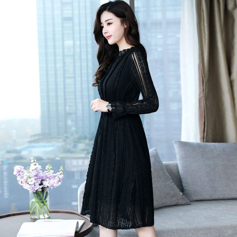 才刚入秋，这秋装连衣裙已经上市了，初秋穿着显瘦又百搭，特美