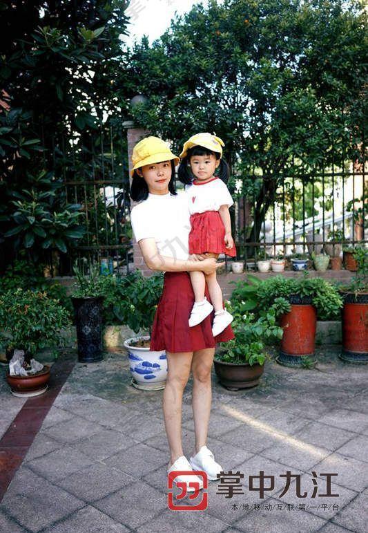 九江妈妈微博晒与女儿穿搭，网友：把生活过成了诗