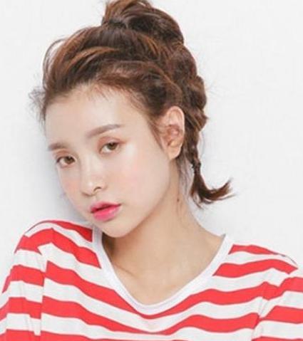 马尾高度不是随便扎,扎多高好看?是脸型说的算!