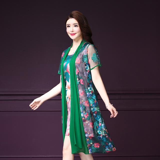 不到1米6的我，买了人见人夸的几件连衣裙，上身高贵洋气，超显高