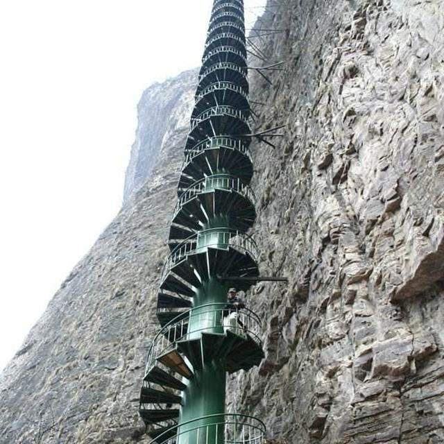 中国最奇特的景区，有331个台阶，比玻璃栈道还刺激