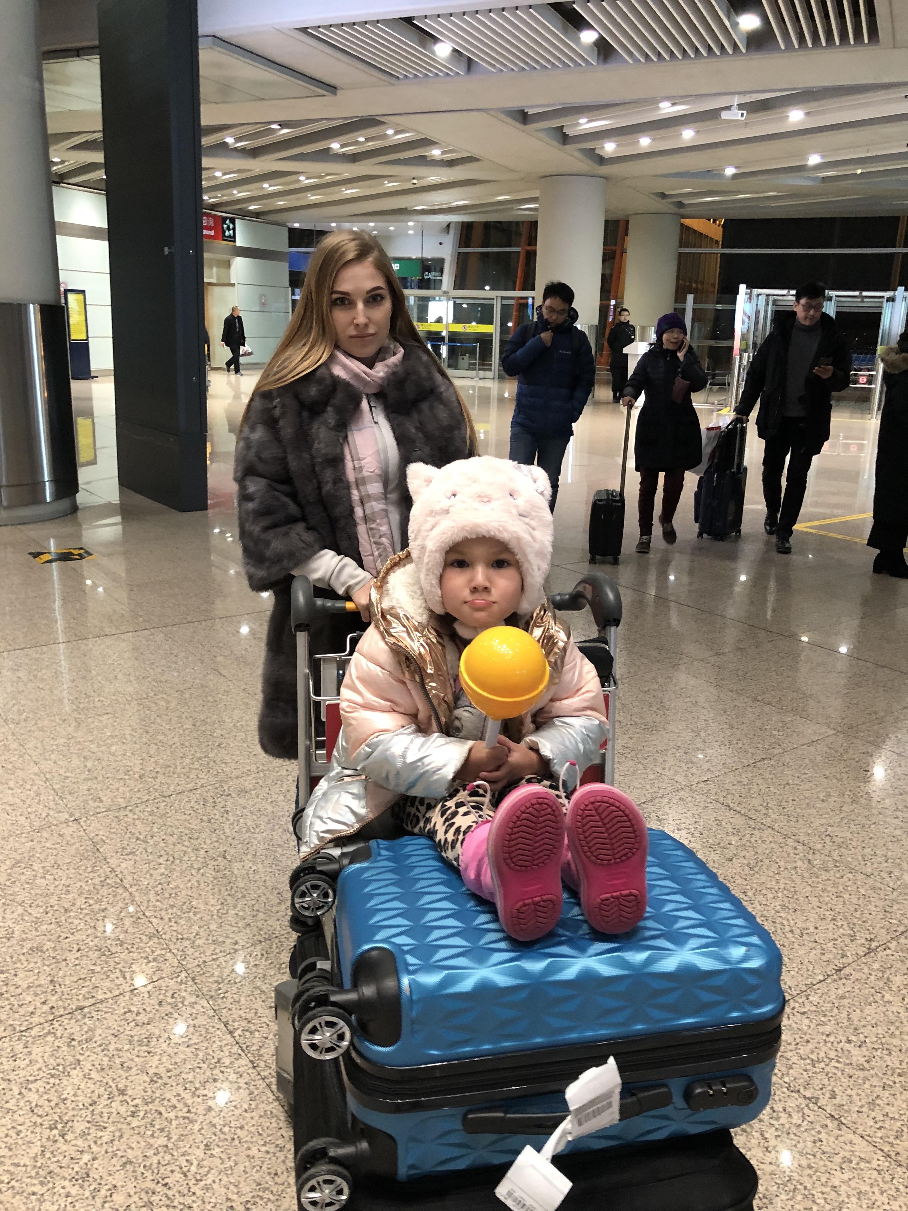 【乌克兰媳妇】性感优爱斯基躲避乌克兰大雪，自驾三亚拍火辣大片