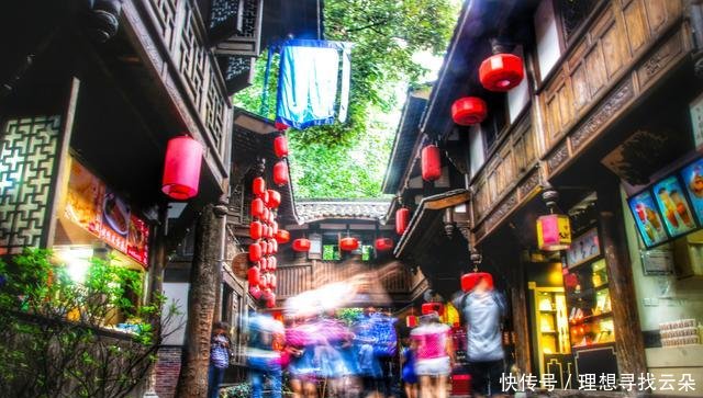 国庆节这五个城市一定不要去,因为游客太多了!游客看的是人头