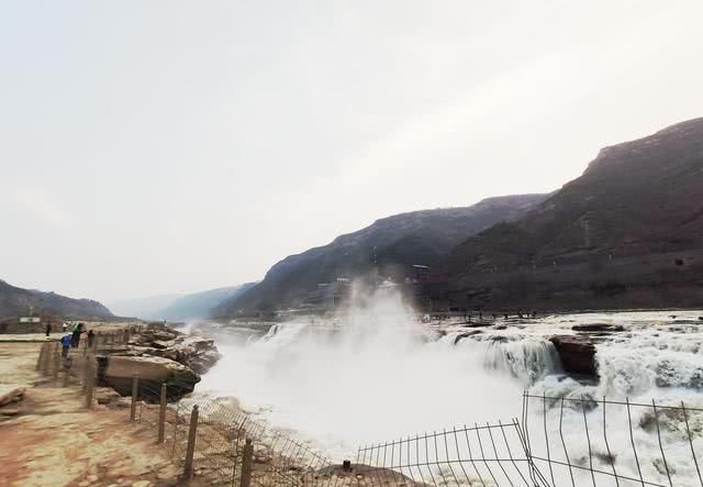 黄河上这4A景区横跨俩省，两边都建景区收费，山西门票比陕西贵