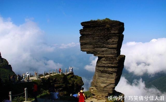 拜佛烧香很平常，但来这座寺庙却要冒生命危险，千米悬崖上的信仰