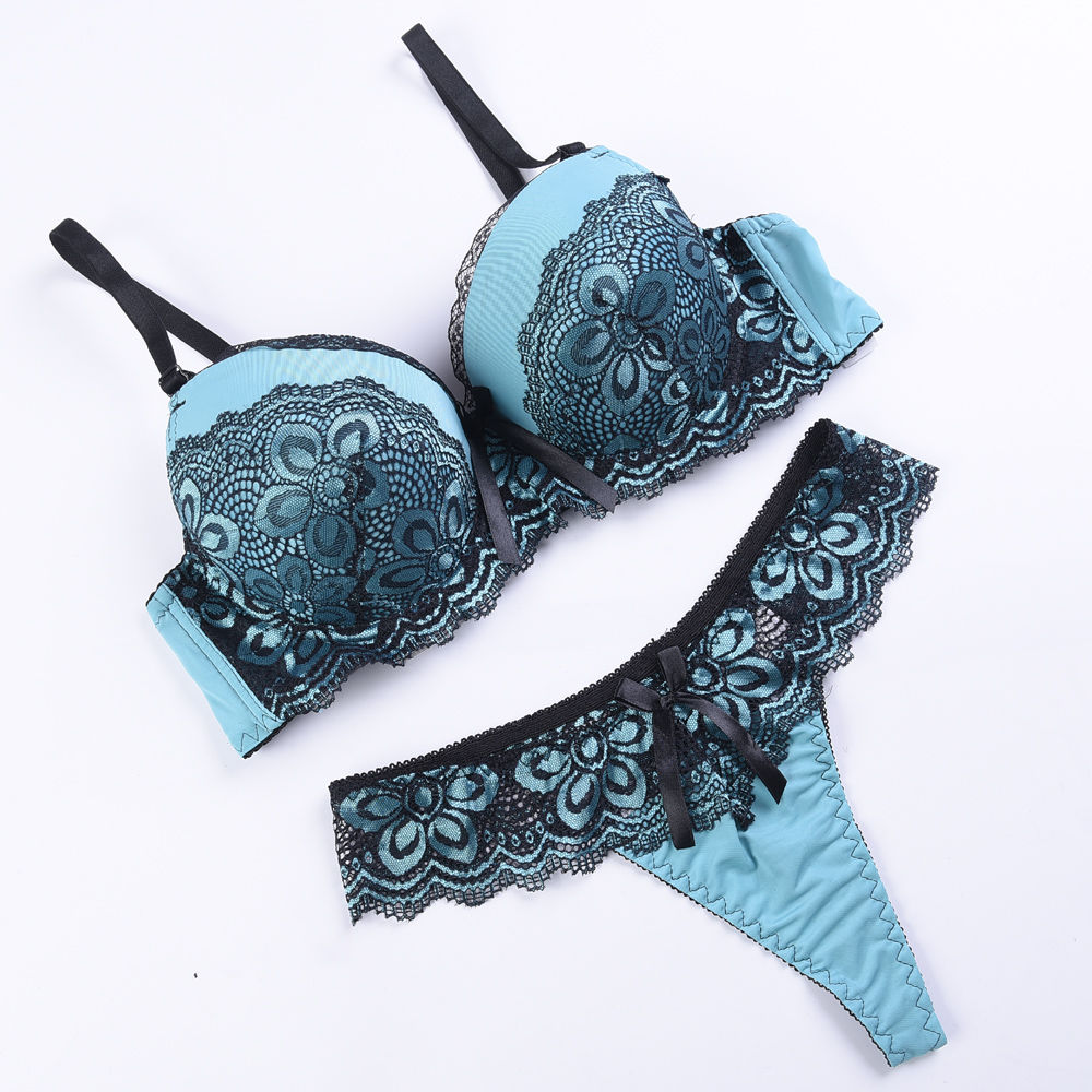 透明文胸不算什么了!后面还有更厉害的，实在让人善解人“意”