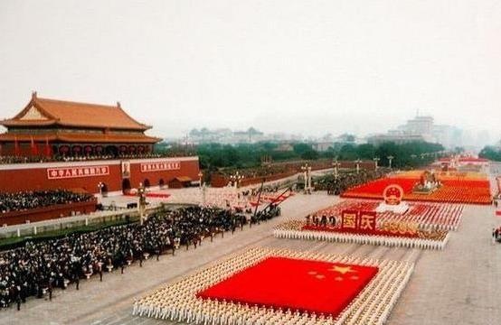 2019建国70周年如果大阅兵，谁来担任“总指挥”？我也很好奇！