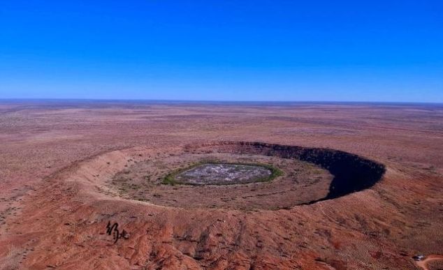 被嫌弃的免费景区：游客去了也不参观景点，直接去溪边淘金
