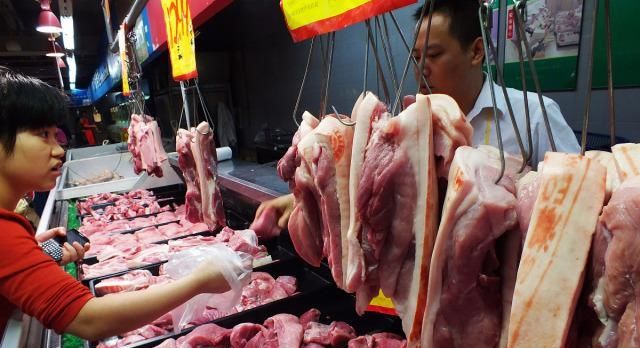 2019年底猪价走势如何？还能吃上平价猪肉吗？看看专家怎么说