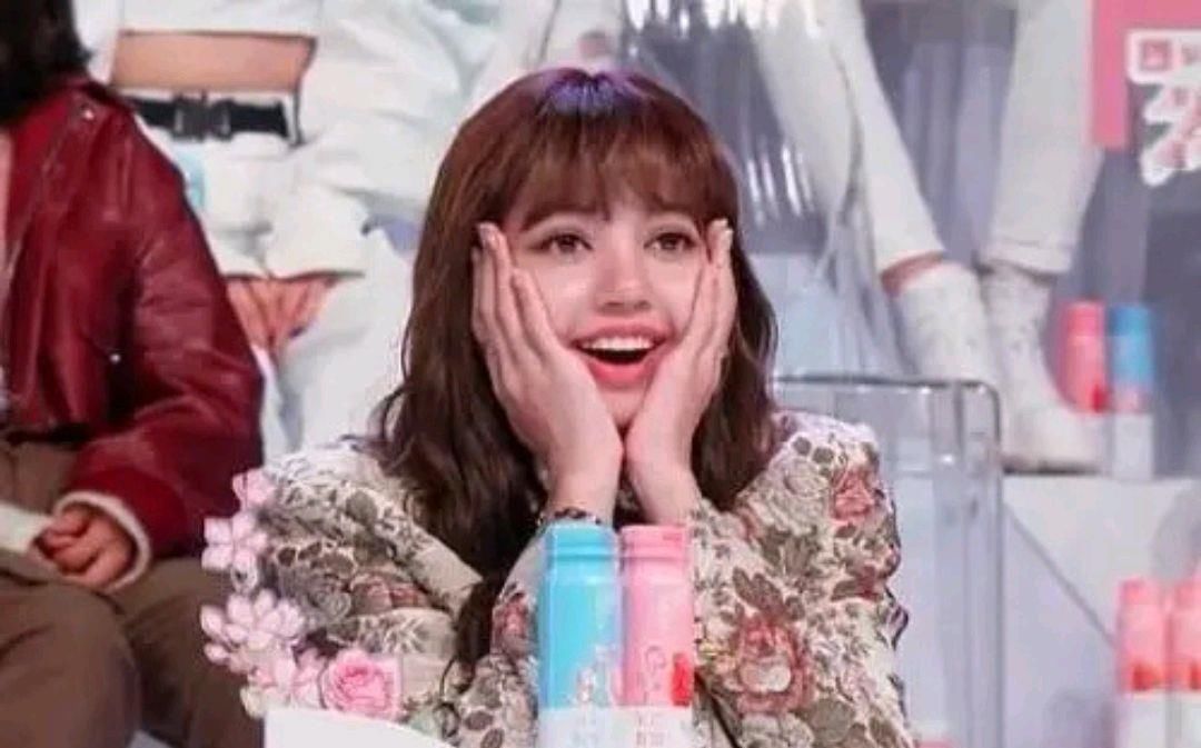 『遭遇』Lisa遭遇死亡打光芭比神颜不在？为什么韩国艺人来华颜值普遍下跌？