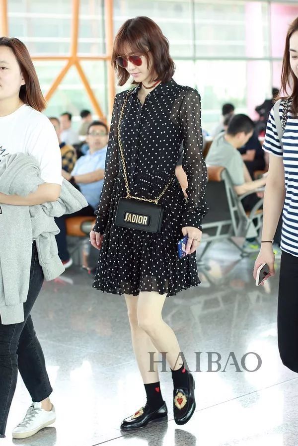 支招| 想要遮住梨形身材?这样穿，不“瘦”十斤算我输!