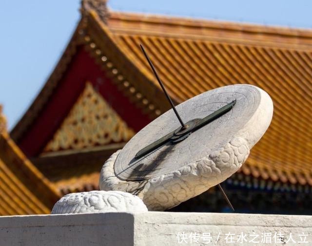 游客去故宫旅游,为啥没有看到一棵树?导游说出实情