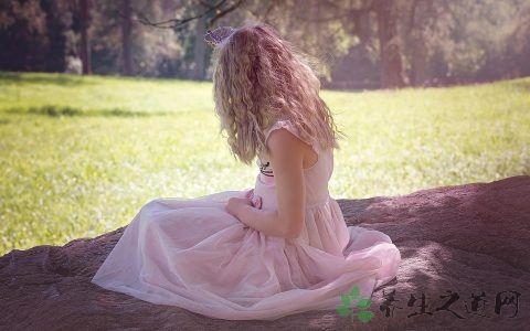 月经血块多是不是妇科病