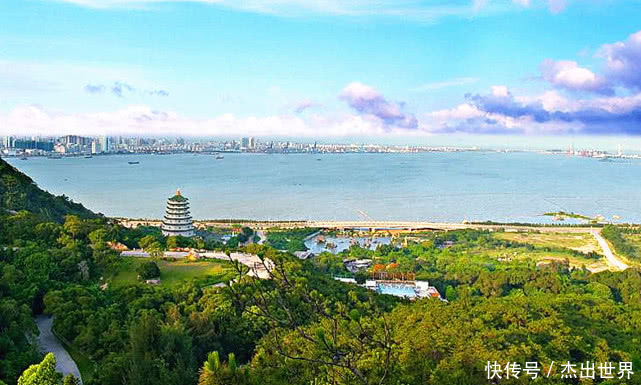 中国发展“不理想”经济特区，几十年毫无起色，网友：不如县级市