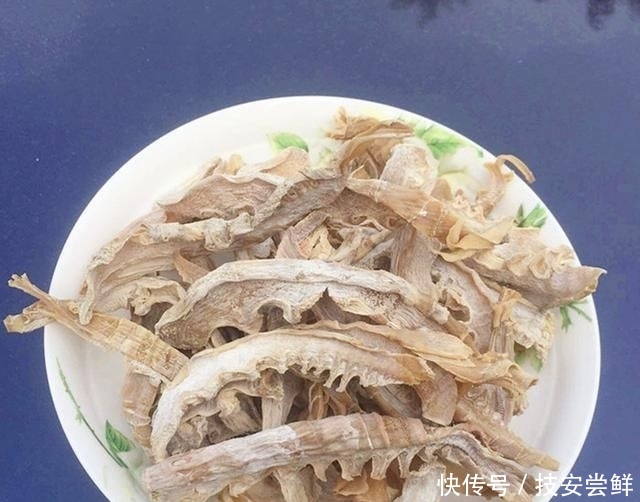 『食物』女人别傻傻买名贵化妆品了,多吃这6种碱性食物,皮肤水嫩有弹力