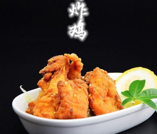  【更是】美食炸鸡因为其独特美味已经深入人心，这款韩式果酱炸鸡，更是有滋味