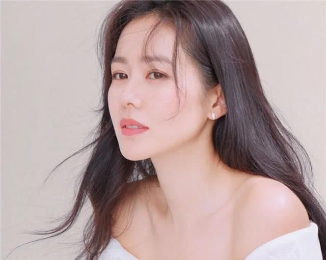  女人■真正会穿的女人,才是搭配行家,米色穿搭高级时尚又显白