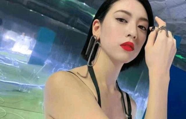 『相中』周杰伦一眼相中的女人,看到她真实的颜值后,终于明白昆凌担心