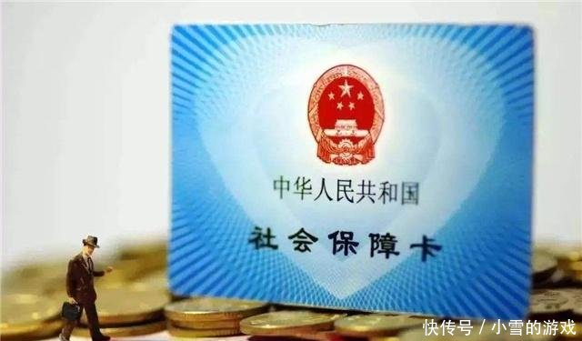 灵活就业人员缴纳社保和医保时，自己交和挂靠单位哪个划算