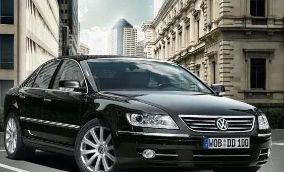 最适合“穷人”开的4款车，图1油耗低还耐开，图4时尚有个性！