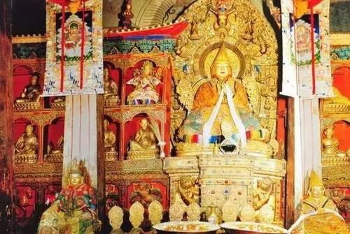 比故宫还壕的宫殿：厕所300年不打扫，最好的藏传文玩都在这儿