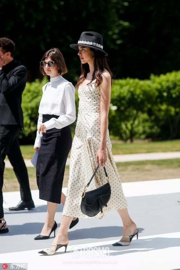 时髦办 | 戴上草帽，哪里都是海滩