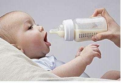 不能刷牙、缺钙、6个月后母乳没营养?你还被这些谣言误导吗?