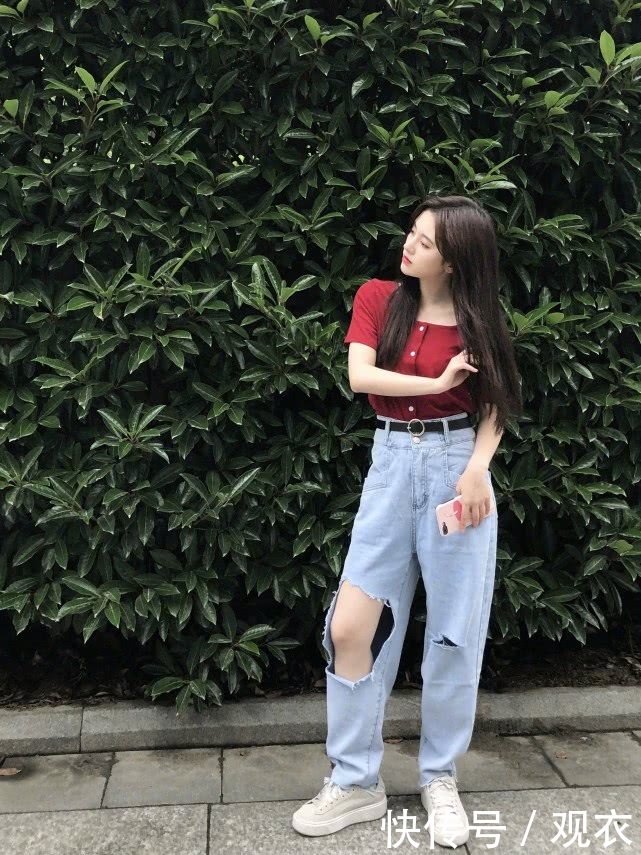  [女星]牛仔裤究竟是什么神仙单品？让各大女星爱不释身？赶紧学起来