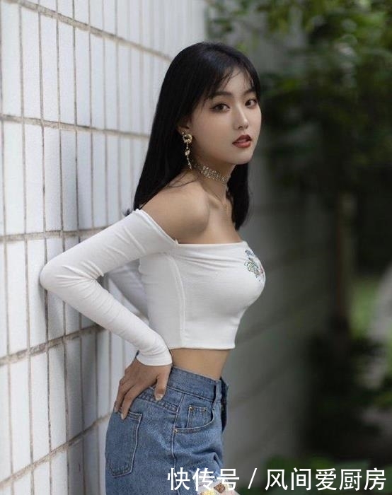  #优雅#优雅又高贵气质十足的小姐姐，优雅有灵动，美出天际