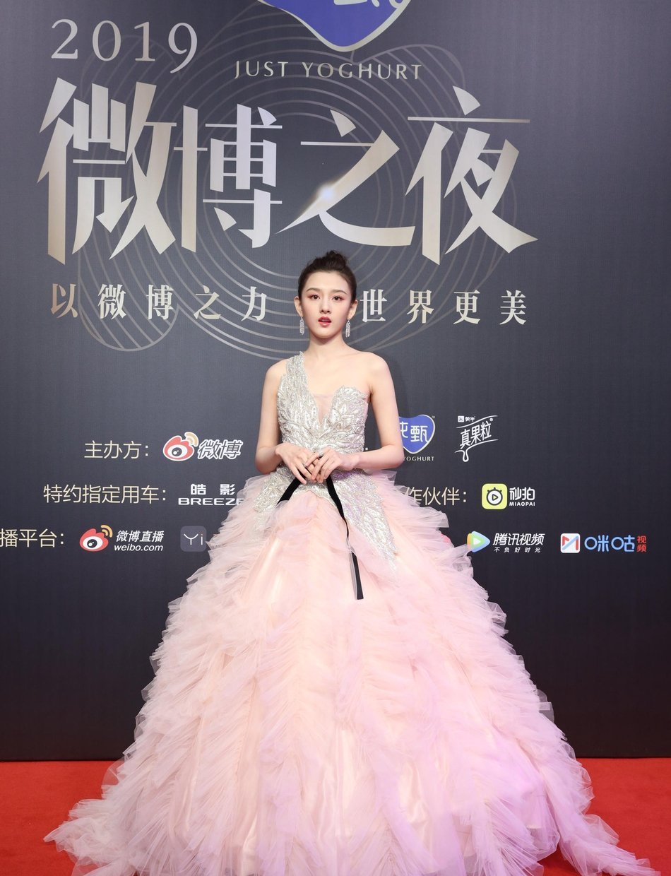 「 刘亦菲」吉娜宋茜PK小蛮腰，佟丽娅比刘亦菲还仙女，杨紫郑爽艳压baby