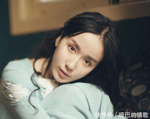 恭喜! 又一对明星恋情曝光, 今天凌晨发微博确认恋情!