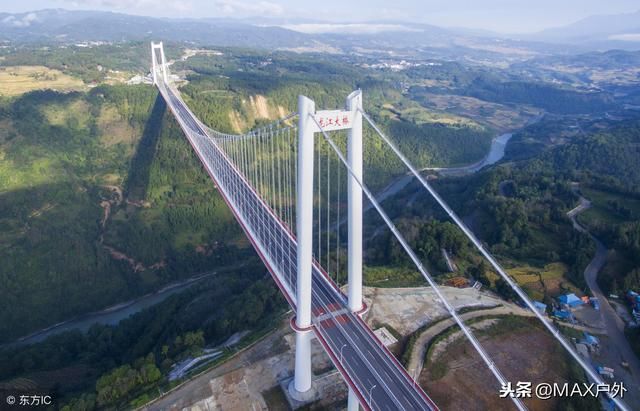 中国藏在深山的宏伟大桥，叫不出名字却让人叹为观止