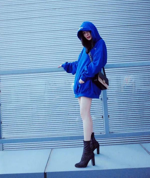 杨幂带火了这么多单品,如今是要进军设计圈了?