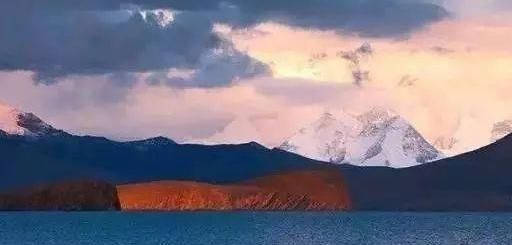 中国有座世界上海拔最高的村落，坐拥旷世美景，如同天堂的入口