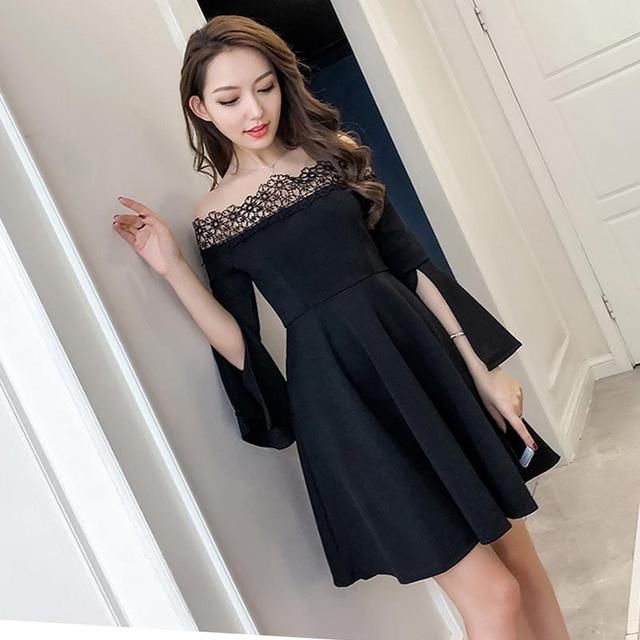 上海的姐姐真敢穿，直接穿吊带连衣裙，意想不到的特别美！