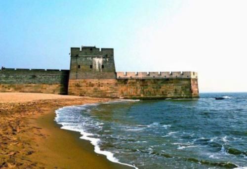 为什么长城的尽头在大海?连老外也赞不绝口,看完佩服古人智慧!