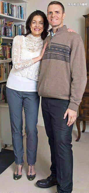 体重520斤的肥仔为爱减肥，在女网友的鼓励下成功减肥380斤