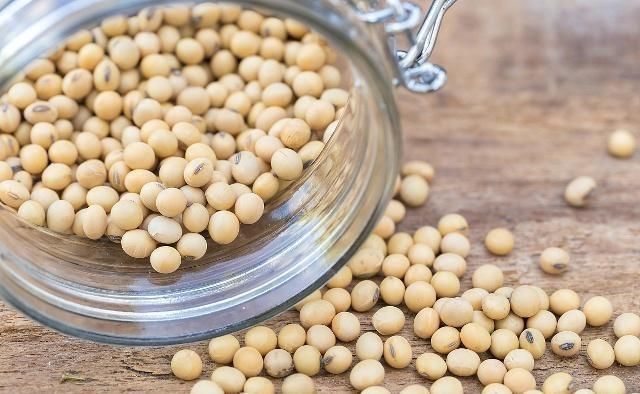  「女人」女人不想变“黄脸婆”？多吃5物，延缓衰老，凸显女人味