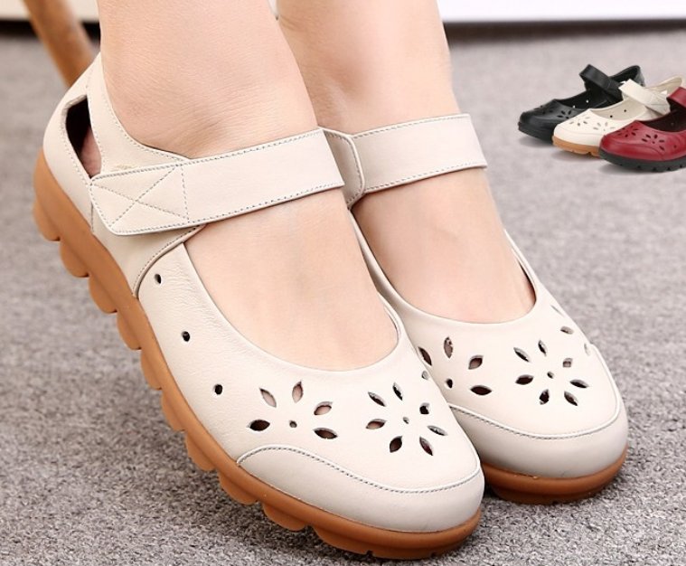 国庆旅游，50岁婆婆穿这休闲鞋，没高跟鞋累脚还显嫩，忒舒适