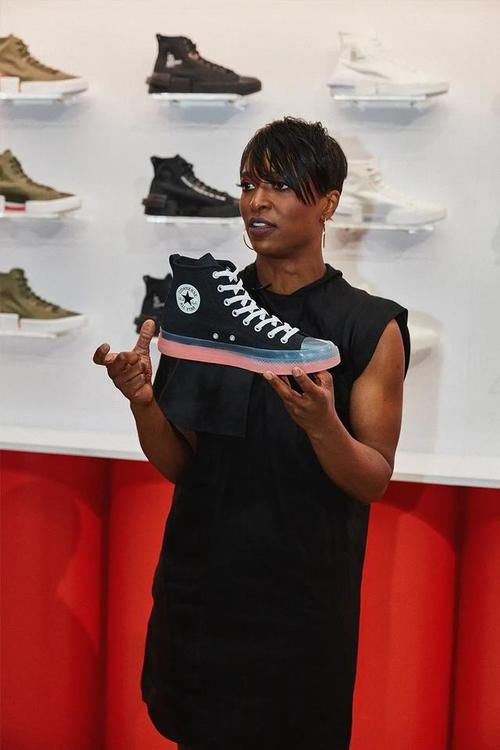  『品类副总裁』这双 CONVERSE 大概是最能满足舒适度的球鞋了