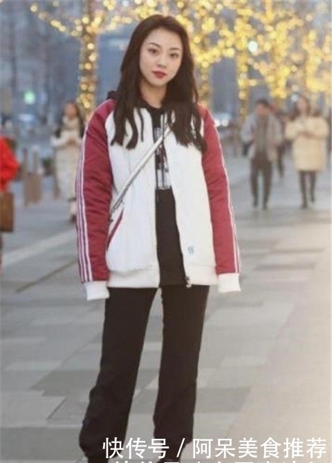  『有型』个性时尚的美女街拍：身材高挑有型的美女，让人看了又看