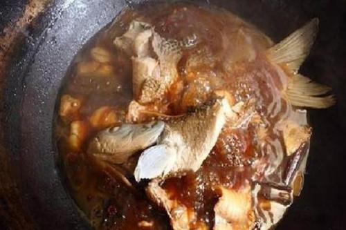万能炖鱼法，不管是什么鱼，照这个方法炖，保证味美鲜香无腥味