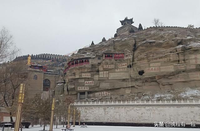 国内距离最近的两个县城,过条河就算出省,经济实力却相差较大